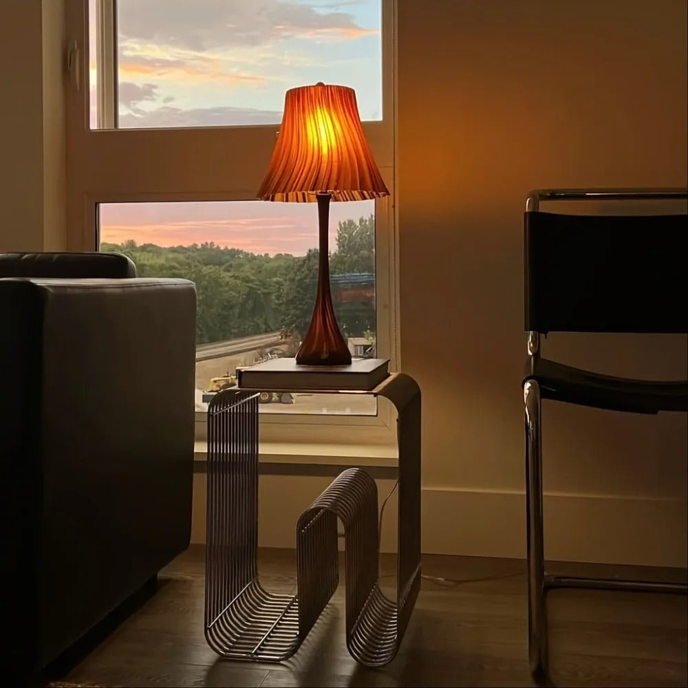 Table d'appoint industrielle moderne
